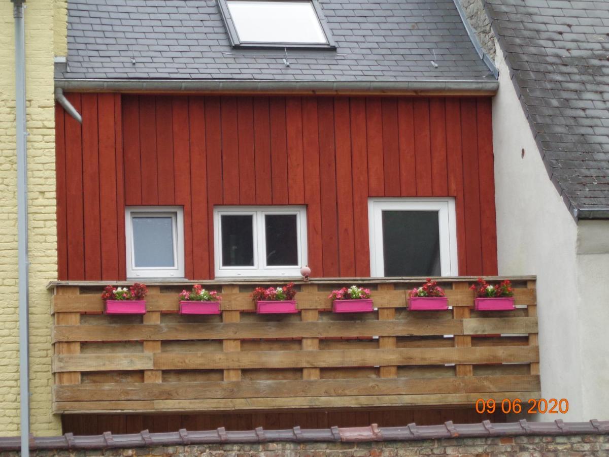Au Pied De L'Abbaye De Leffe Hotel ดีน็อง ภายนอก รูปภาพ